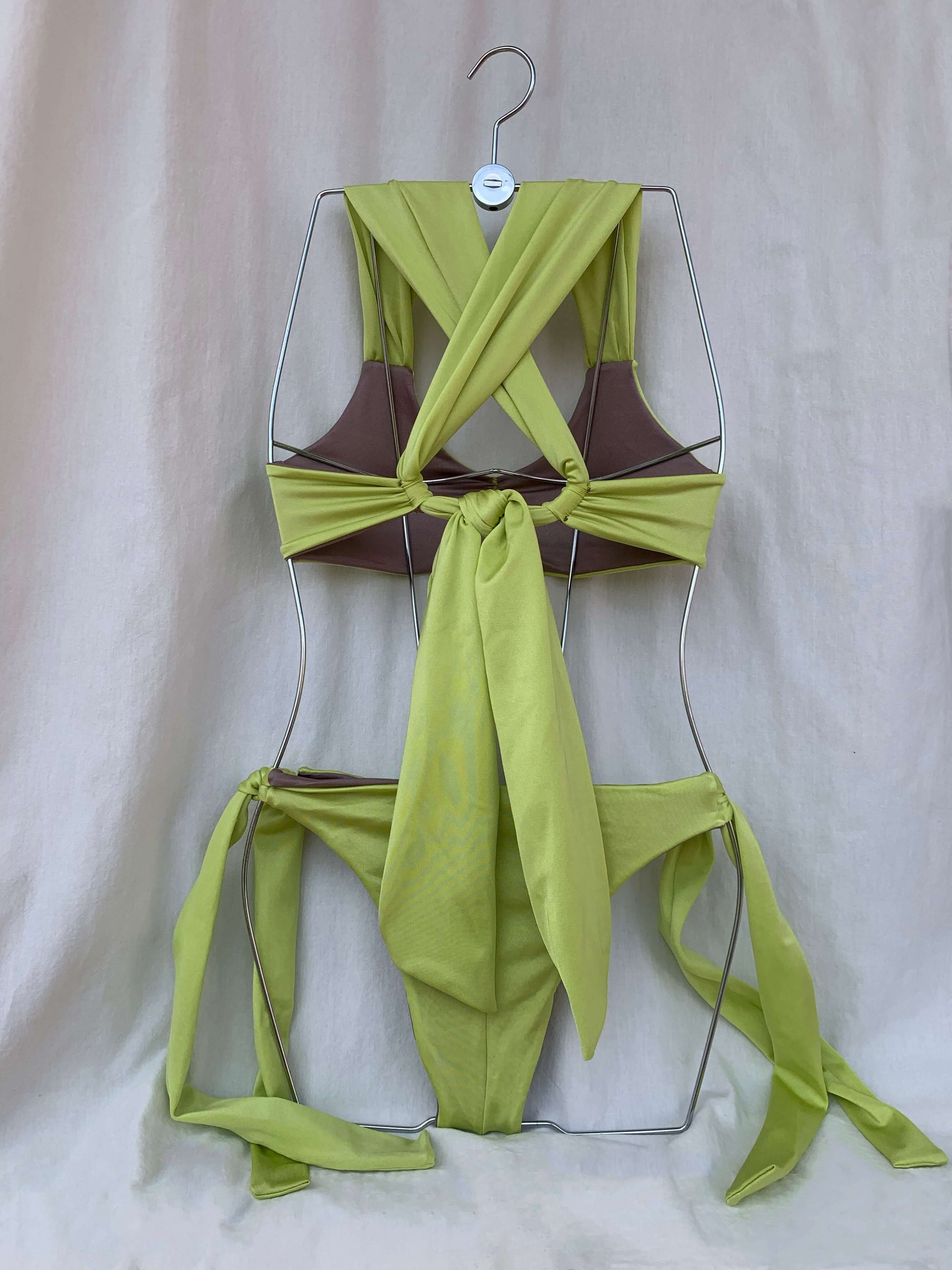 Criss Cross exclusive green swimsuit